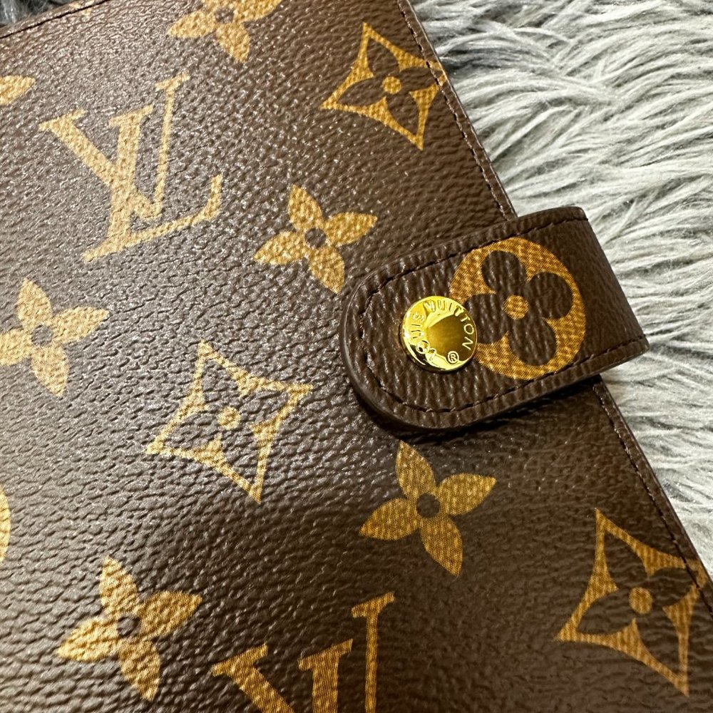 LV Notebook - Picture 3 of 7